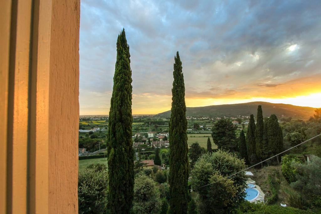 Villa Alta - Residenza D'Epoca Con Piscina San Giuliano Terme Luaran gambar